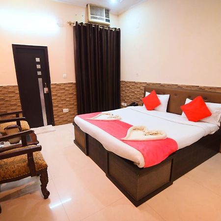 Taraji Resort Ayodhya Exteriör bild
