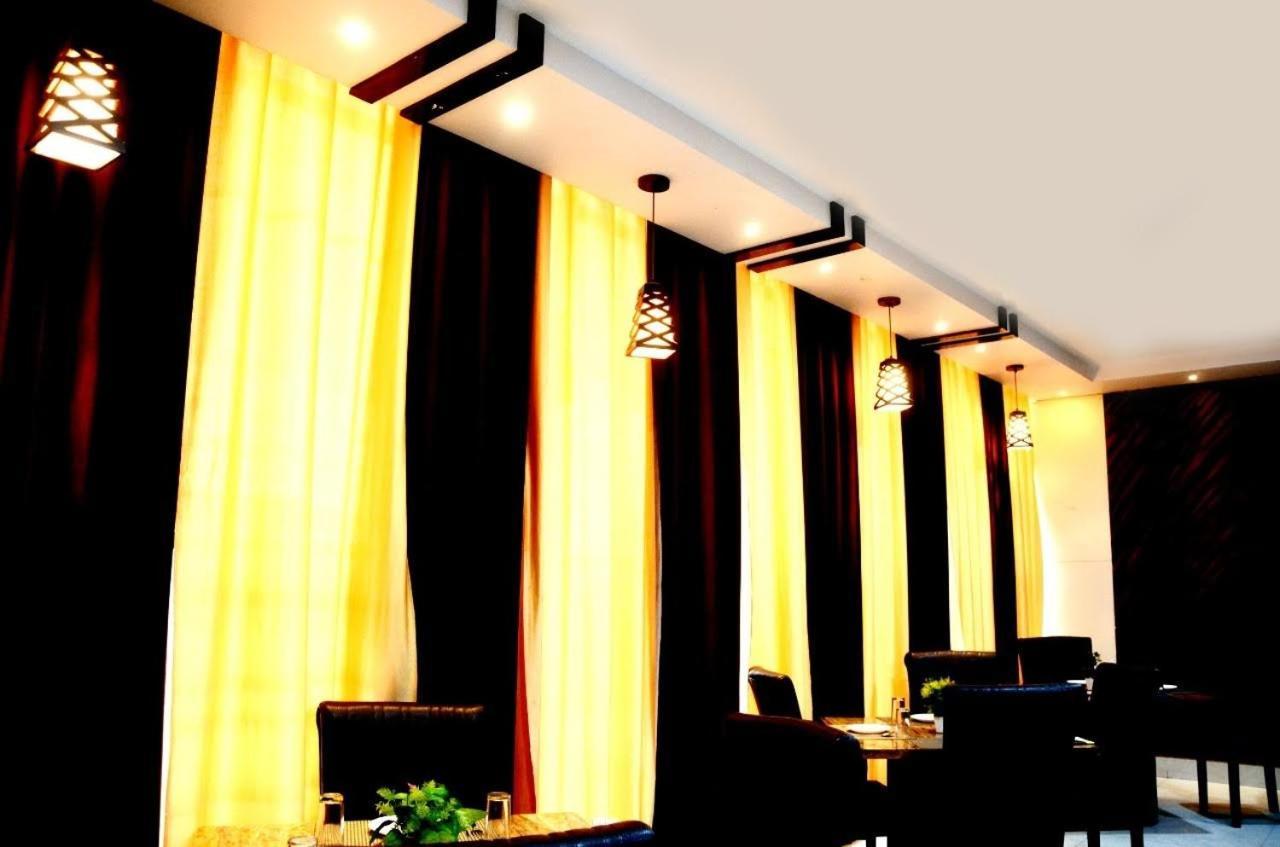 Taraji Resort Ayodhya Exteriör bild
