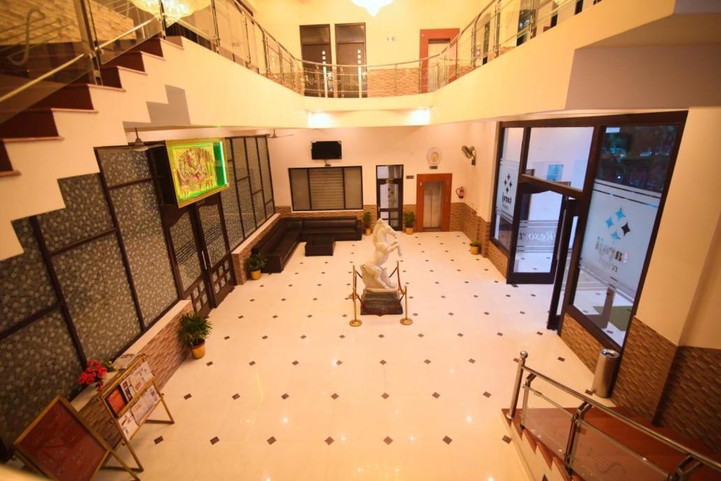 Taraji Resort Ayodhya Exteriör bild